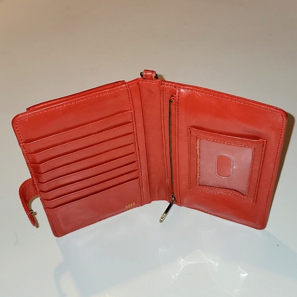 HOBO LEATHER WRISTLET/CELL CASE WALLET - Picture 8 of 11